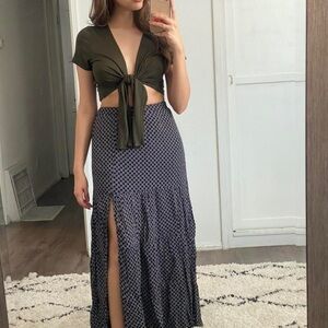 Abercrombie & Fitch Black and White Maxi Skirt